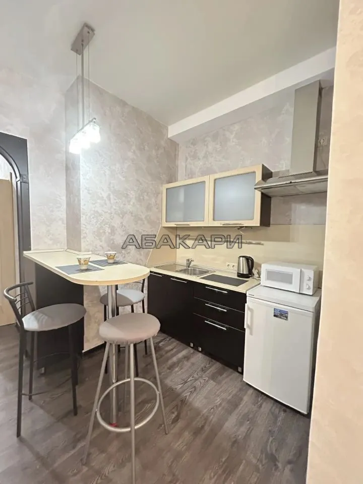 студия улица Вильского, 16  за 25000 руб/мес фото 1