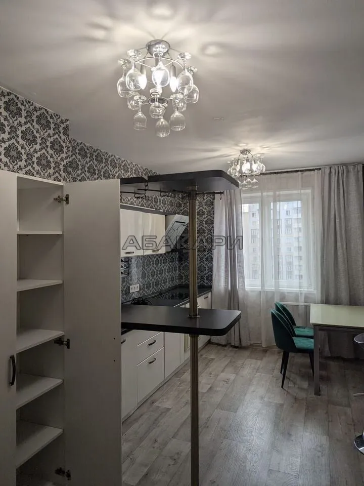 3-комнатная улица Урванцева, 17  за 65000 руб/мес фото 6