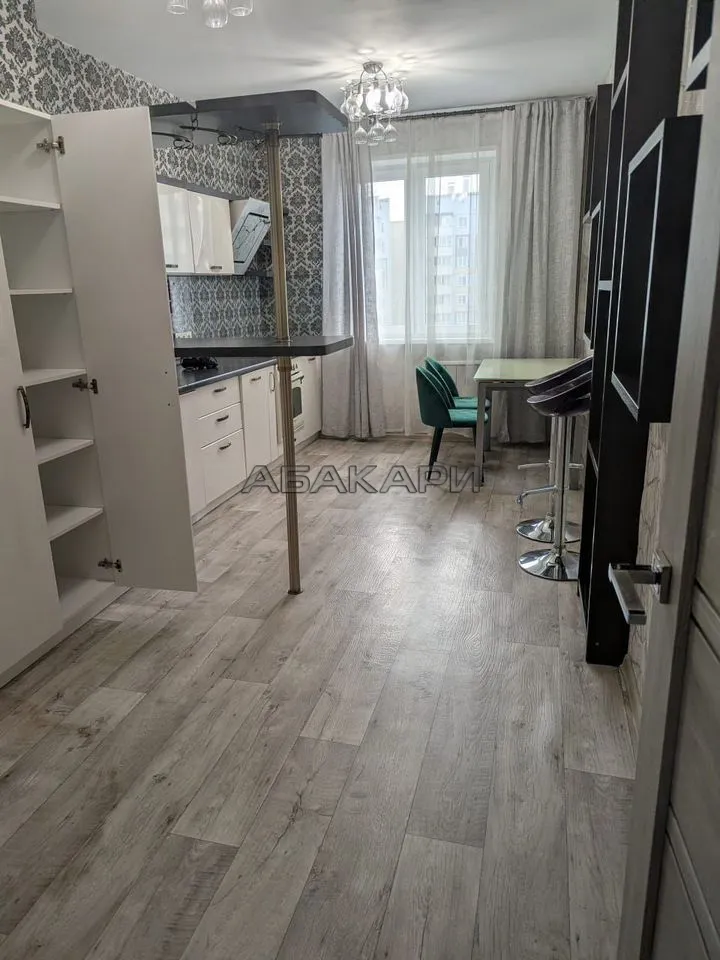 3-комнатная улица Урванцева, 17  за 65000 руб/мес фото 7