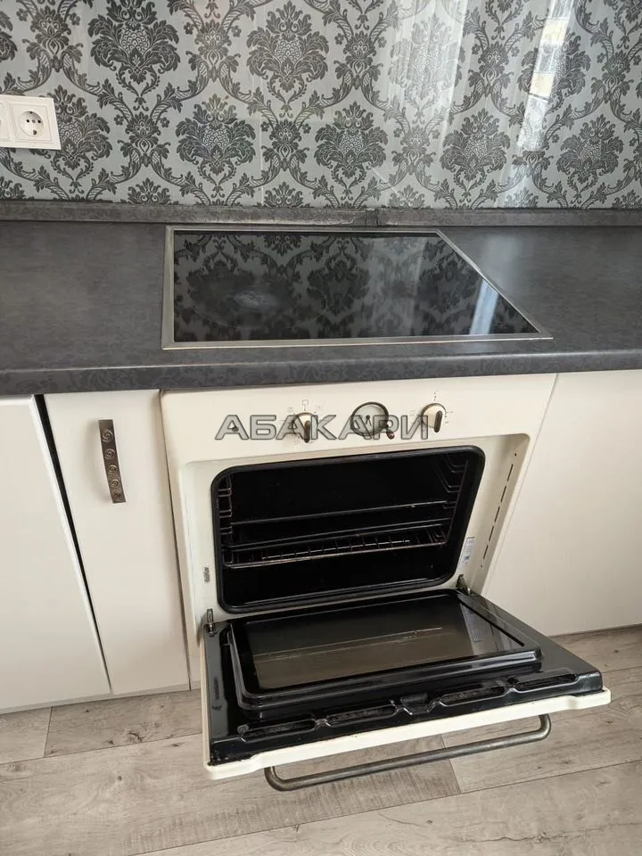 3-комнатная улица Урванцева, 17  за 65000 руб/мес фото 4