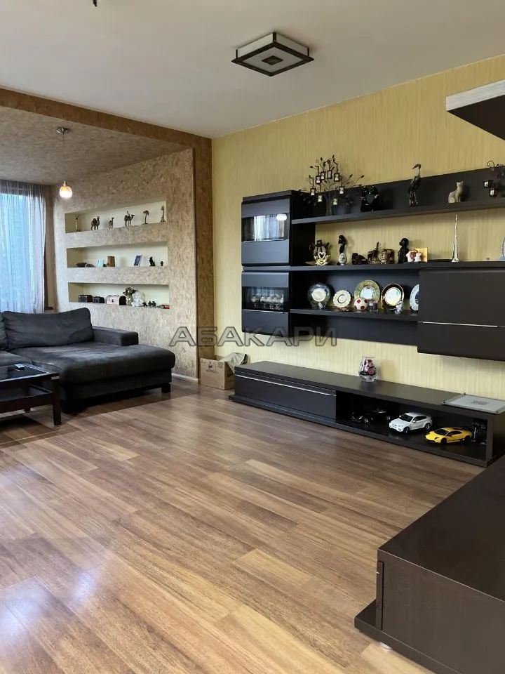 4-комнатная улица Молокова, 1к4 за 105000 руб/мес фото 14 4-комнатная улица Молокова, 1к4 за 105000 руб/мес фото 14