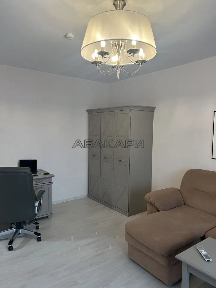 2-комнатная Парусная улица, 7  за 60000 руб/мес фото 5