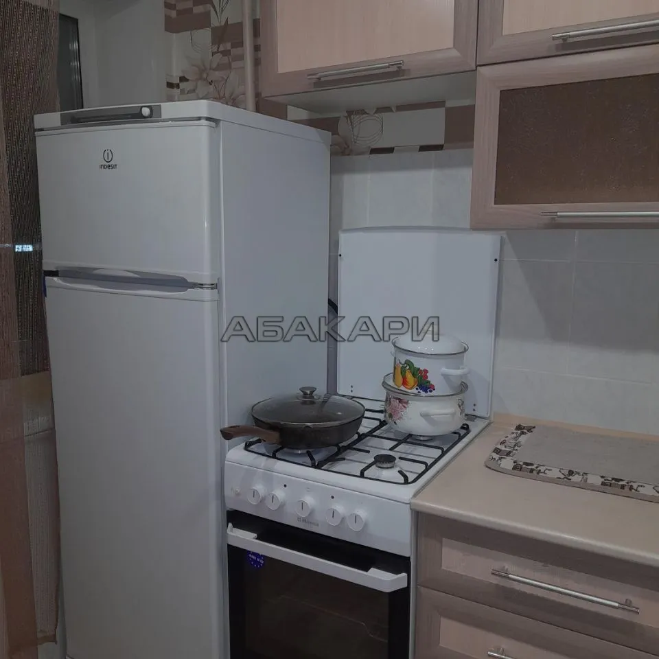 2-комнатная проспект имени Газеты Красноярский Рабочий, 69  за 31000 руб/мес фото 3