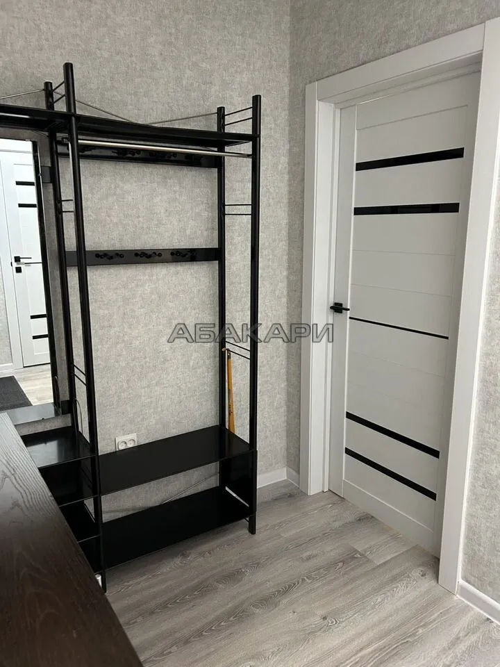 1-комнатная улица Авиаторов, 62  за 45000 руб/мес фото 13
