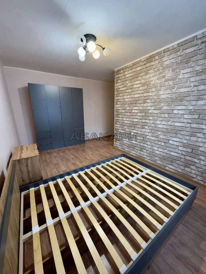 2-комнатная улица Маерчака, 42 за 38000 руб/мес фото 1 2-комнатная улица Маерчака, 42 за 38000 руб/мес фото 1
