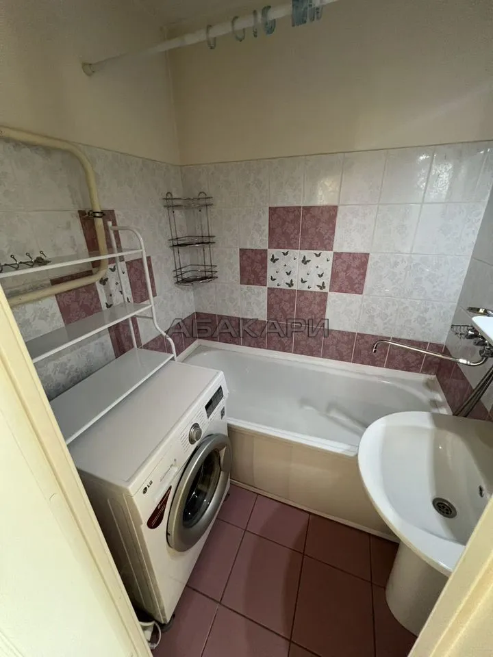 1-комнатная Линейная улица, 107  за 35000 руб/мес фото 6