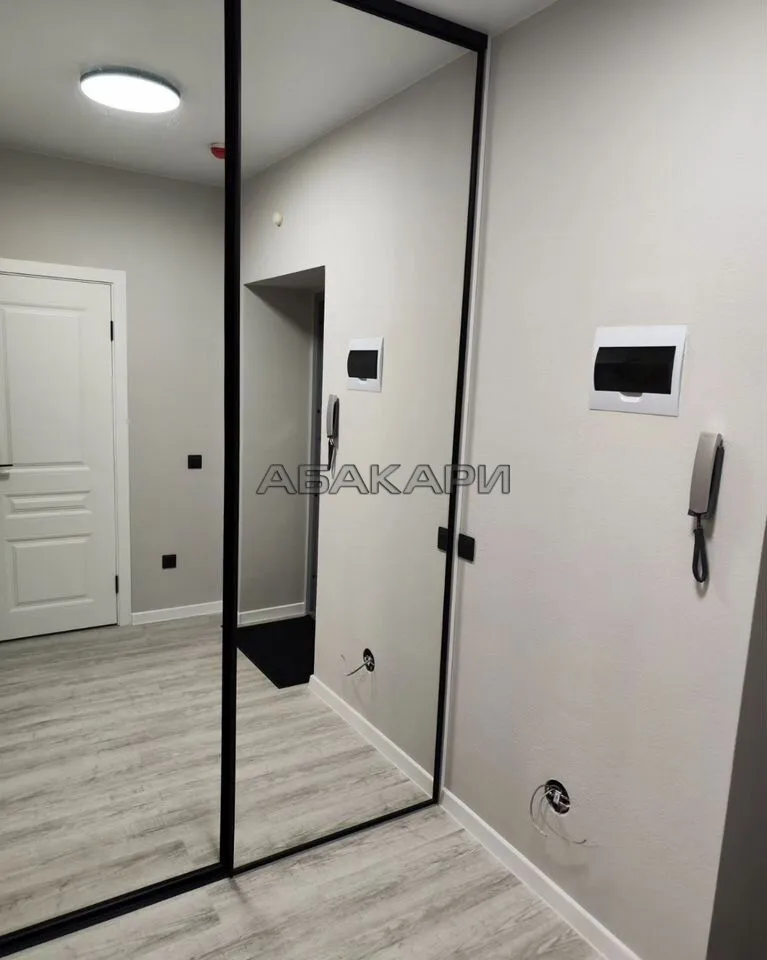 1-комнатная улица Авиаторов, 20  за 45000 руб/мес фото 6