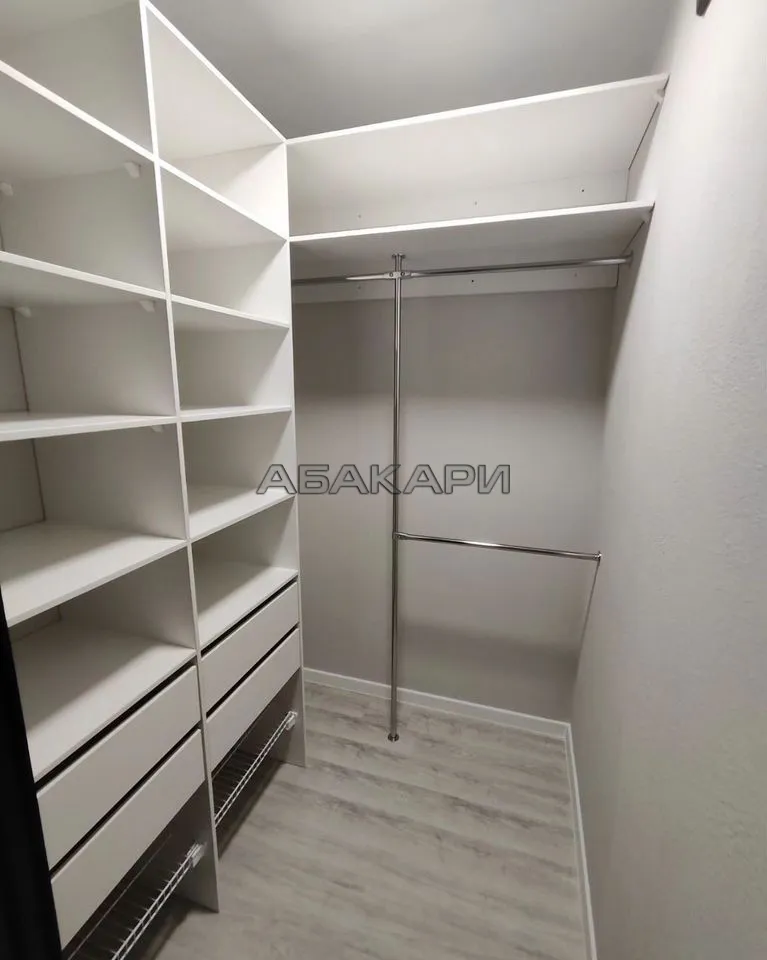 1-комнатная улица Авиаторов, 20  за 45000 руб/мес фото 7