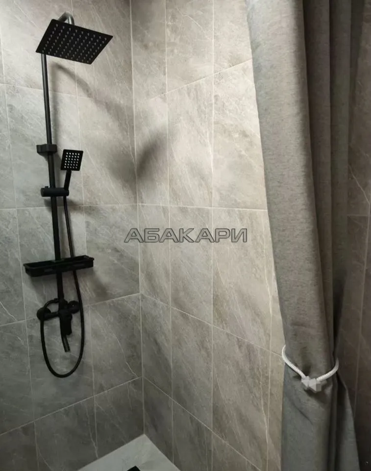 1-комнатная улица Авиаторов, 20  за 45000 руб/мес фото 10