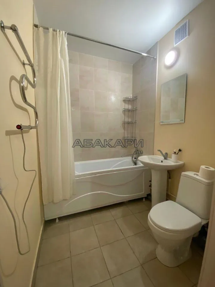 1-комнатная Апрельская улица, 3А  за 33500 руб/мес фото 5