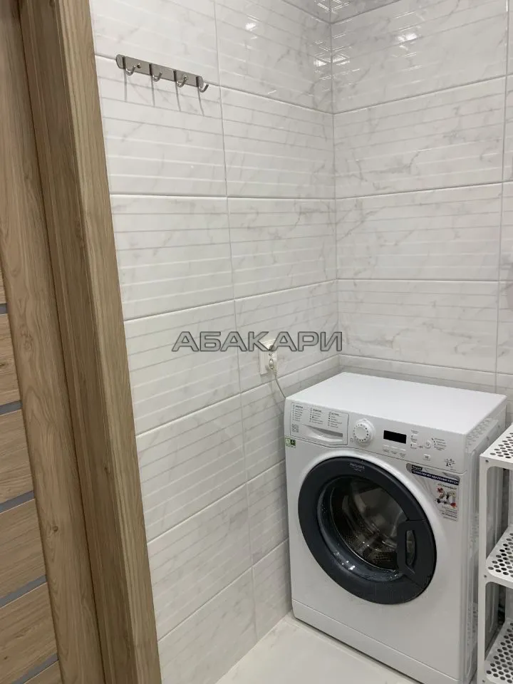 1-комнатная улица Авиаторов, 4В  за 42000 руб/мес фото 6