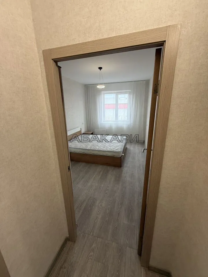 3-комнатная улица Молокова, 46  за 55000 руб/мес фото 6