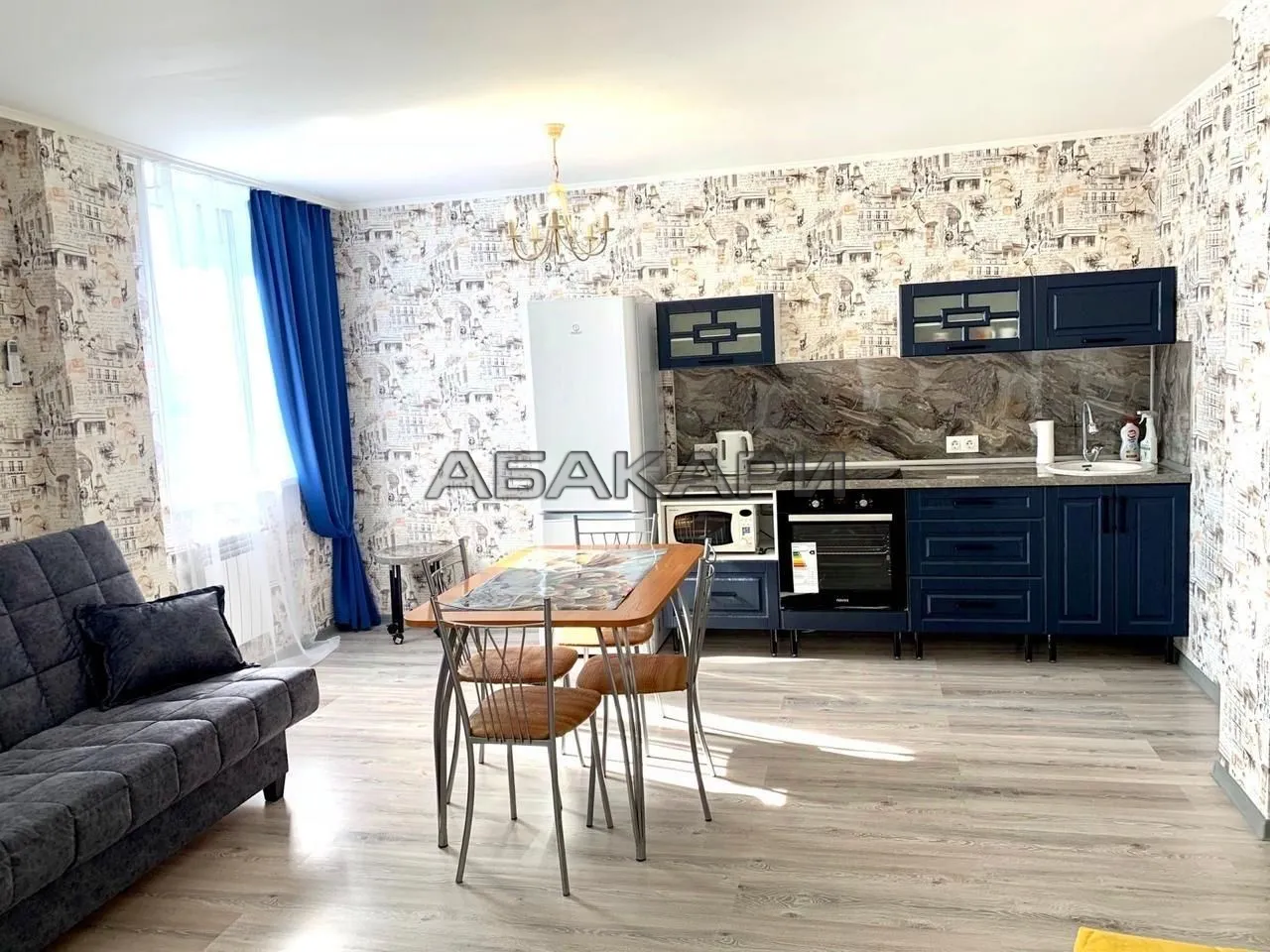 2-комнатная улица Авиаторов, 38  за 50000 руб/мес фото 2