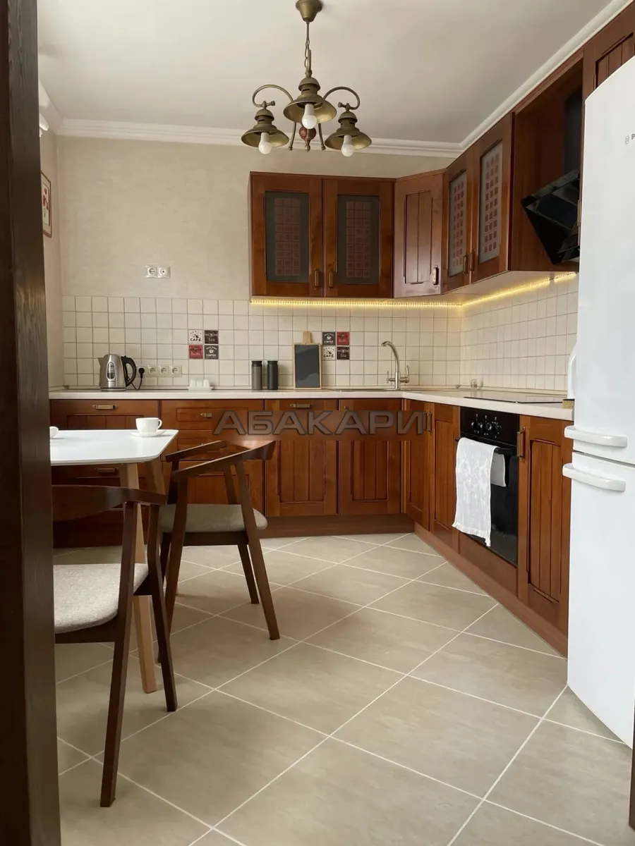 2-комнатная улица Алексеева, 21  за 60000 руб/мес фото 2