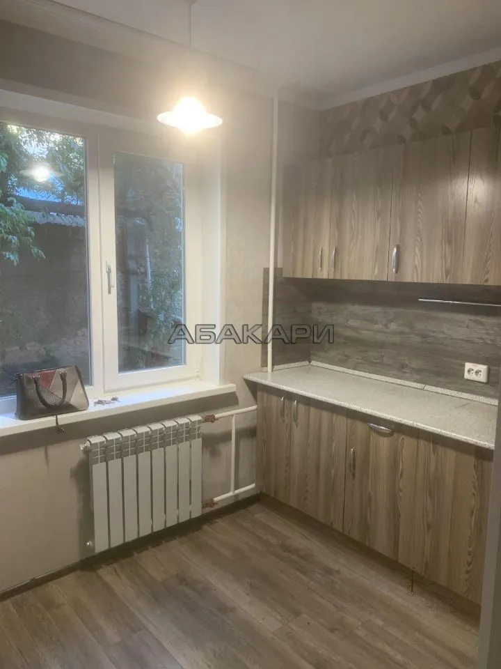 1-комнатная улица Урицкого, 115  за 28000 руб/мес фото 1