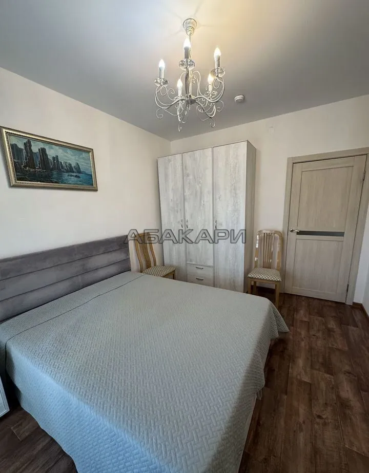3-комнатная Капитанская улица, 16  за 70000 руб/мес фото 2