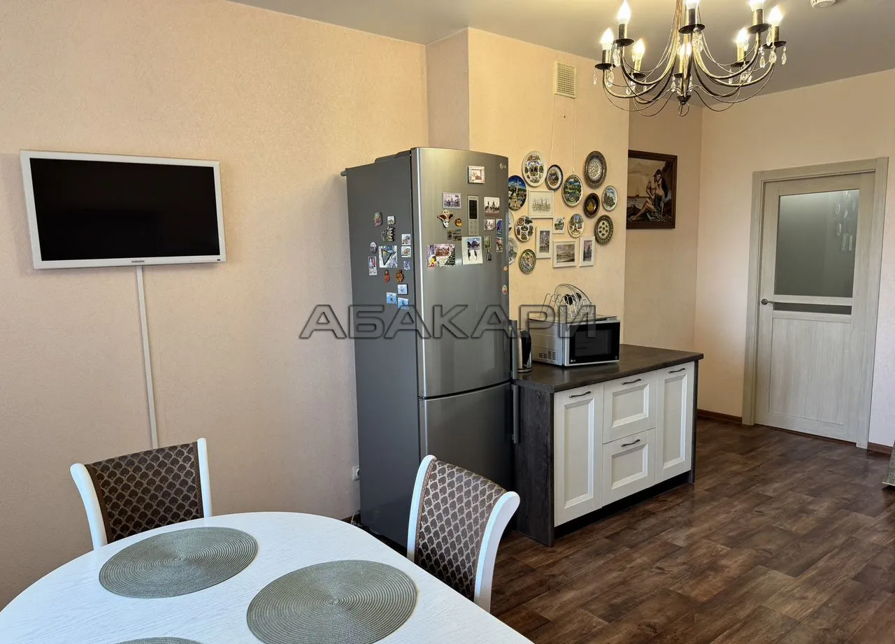 3-комнатная Капитанская улица, 16  за 70000 руб/мес фото 10