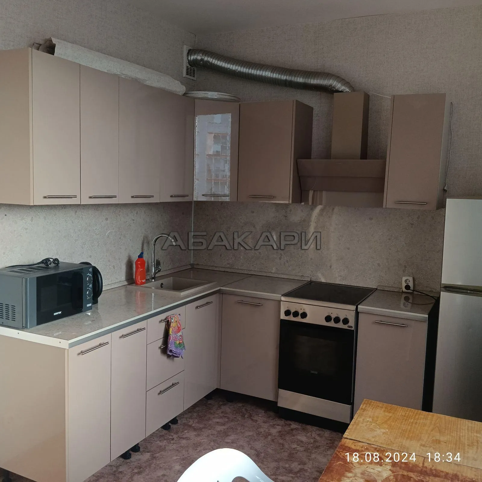 1-комнатная улица Борисова, 38  за 28000 руб/мес фото 1