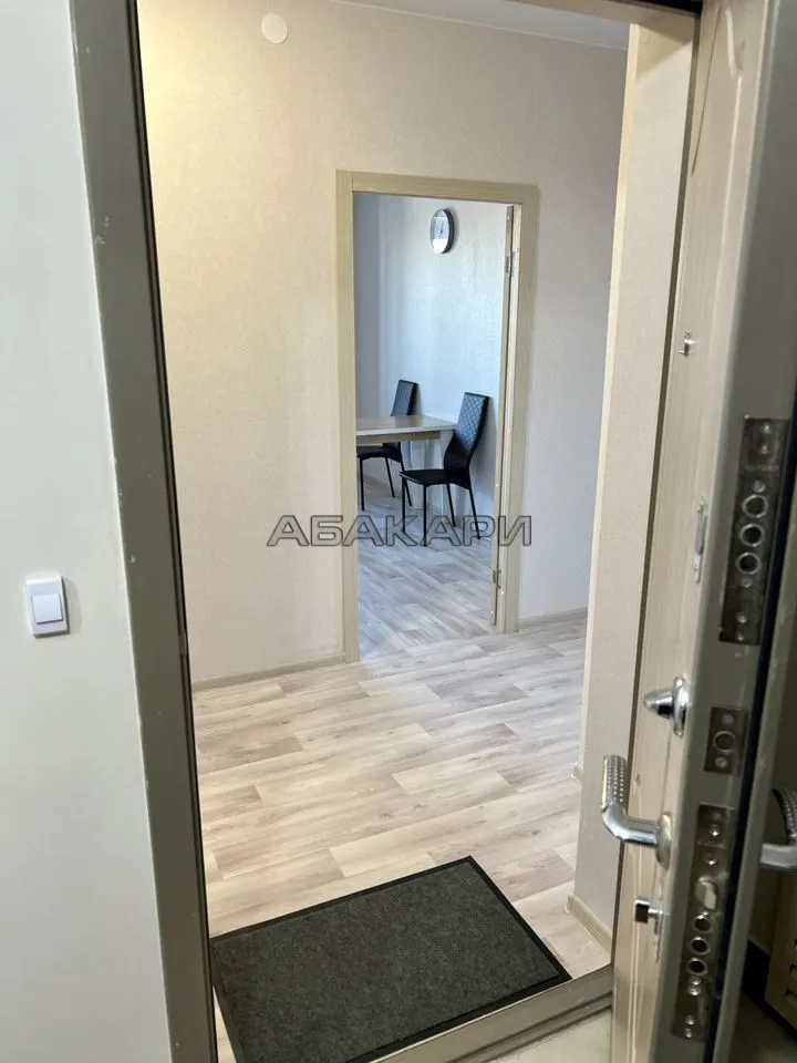 2-комнатная улица Бограда, 113  за 60000 руб/мес фото 2