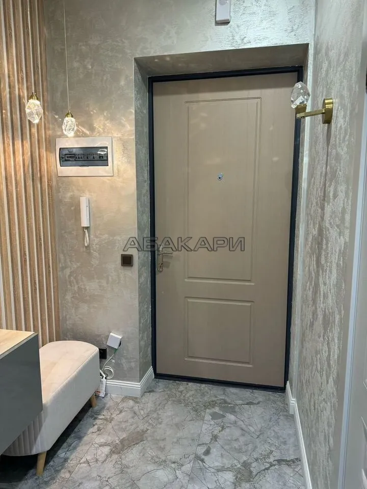 2-комнатная Октябрьская улица, 16  за 60000 руб/мес фото 1