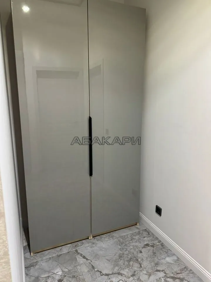 2-комнатная Октябрьская улица, 16  за 60000 руб/мес фото 4