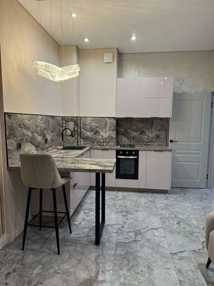 2-комнатная Октябрьская улица, 16  за 60000 руб/мес фото 5