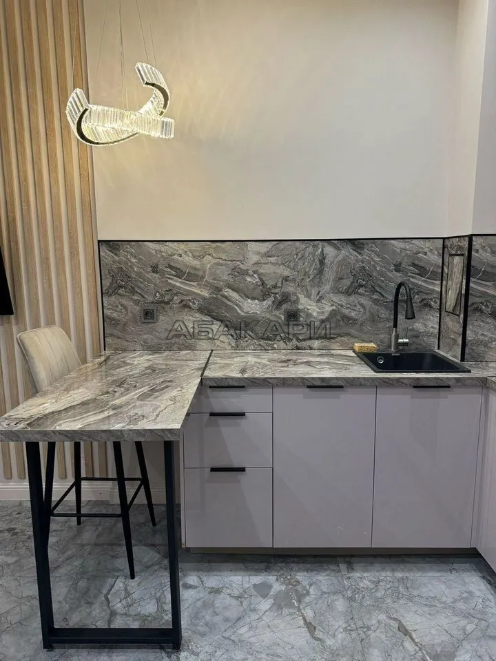 2-комнатная Октябрьская улица, 16  за 60000 руб/мес фото 7