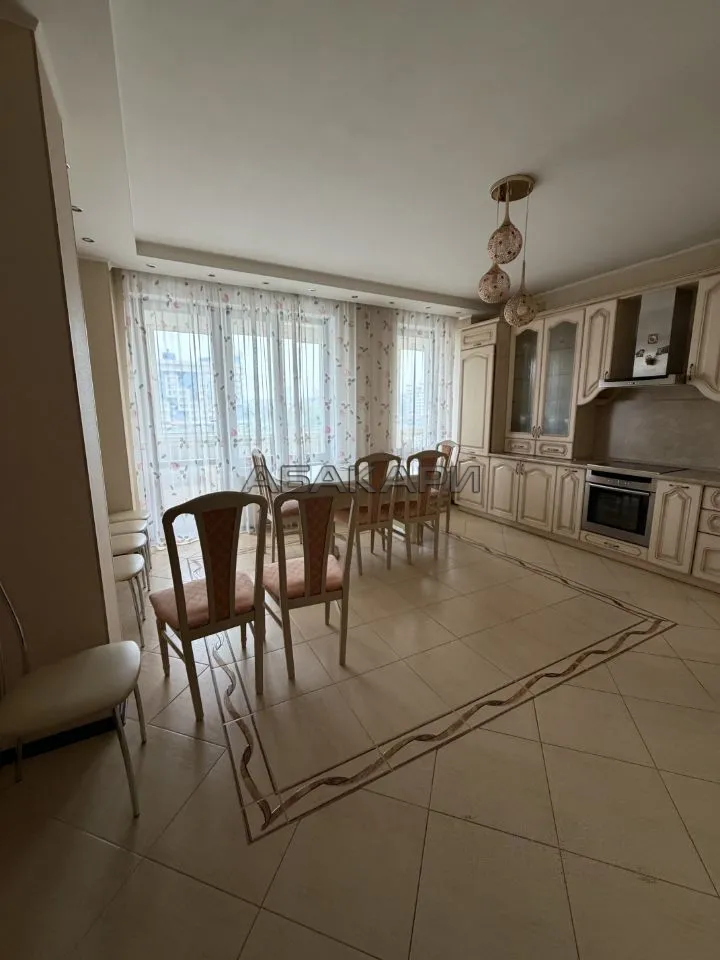 3-комнатная улица Молокова, 1к4  за 90000 руб/мес фото 2