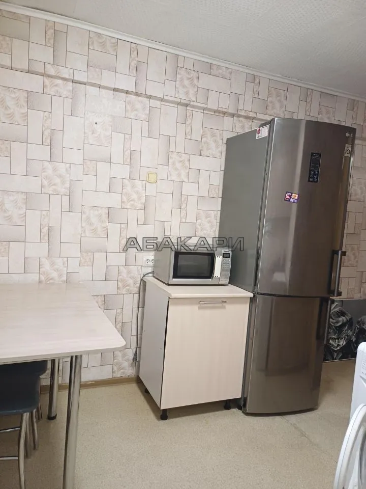 1-комнатная улица Гусарова, 73  за 25000 руб/мес фото 4