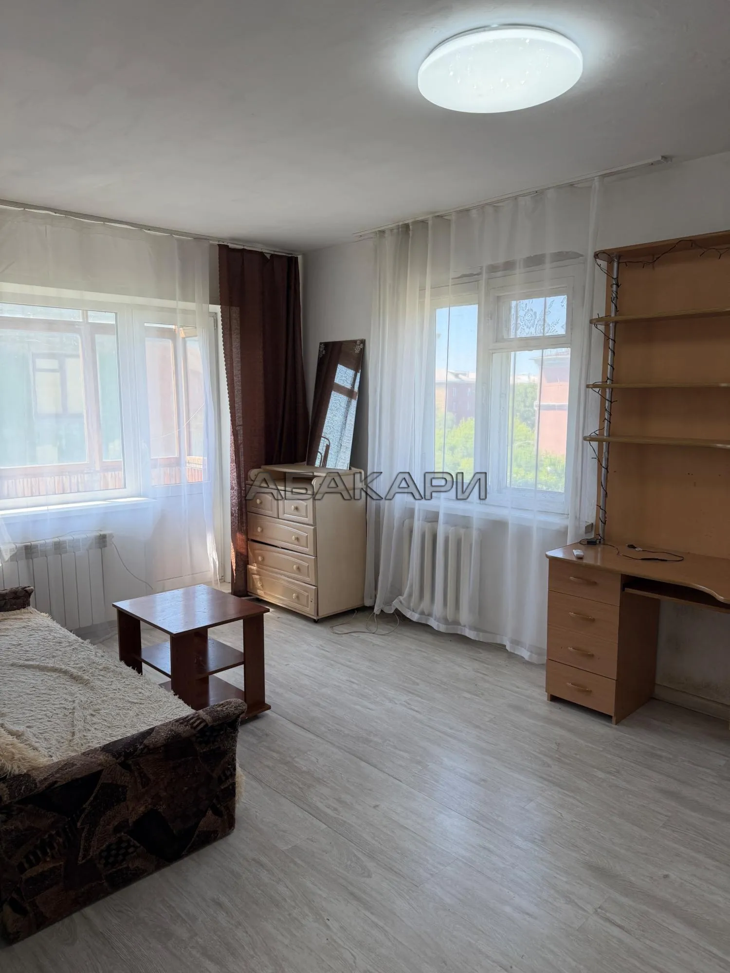 1-комнатная Московская улица, 26  за 30000 руб/мес фото 2