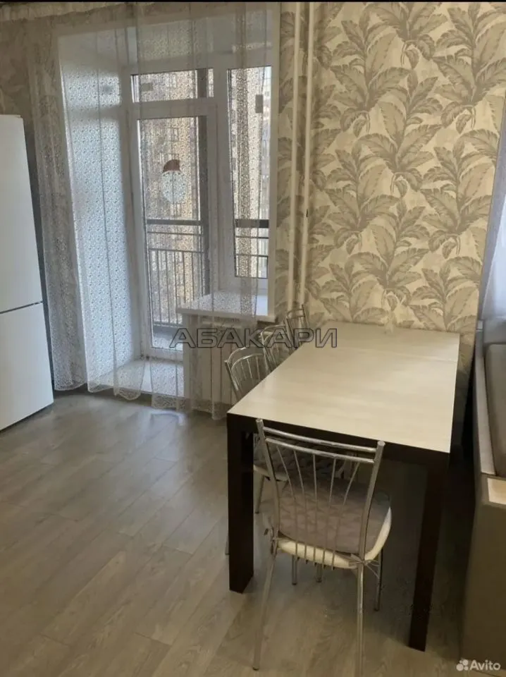 2-комнатная Линейная улица, 122  за 65000 руб/мес фото 3
