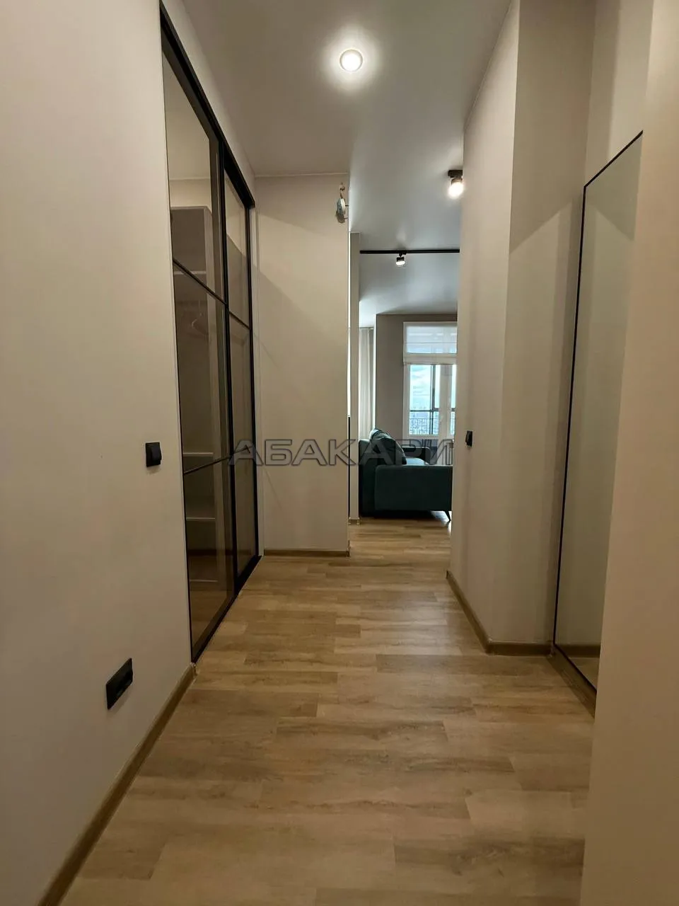 2-комнатная Октябрьская улица, 16  за 55000 руб/мес фото 4