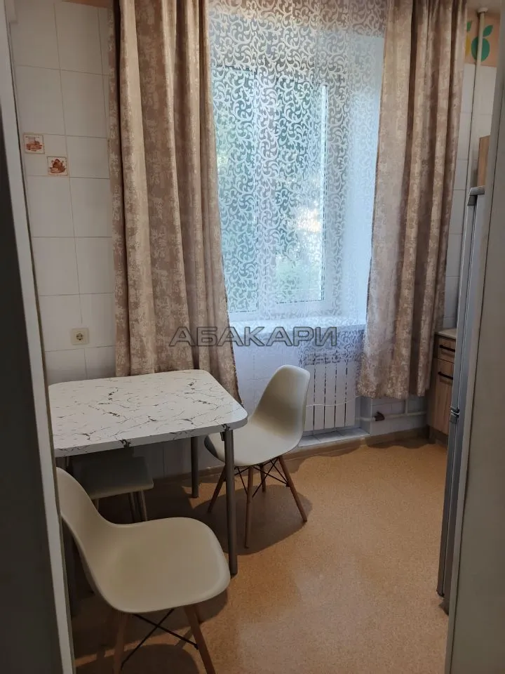 3-комнатная Московская улица, 5  за 35000 руб/мес фото 3