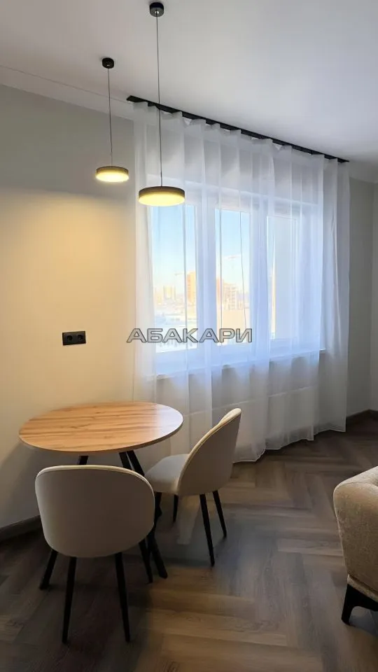 студия улица Авиаторов, 3  за 45000 руб/мес фото 2