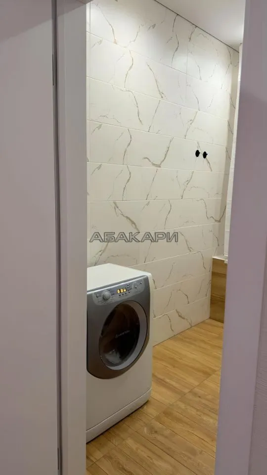 студия улица Авиаторов, 3  за 45000 руб/мес фото 8