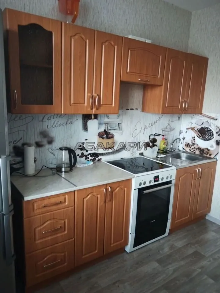 1-комнатная улица Александра Матросова, 40  за 32000 руб/мес фото 1