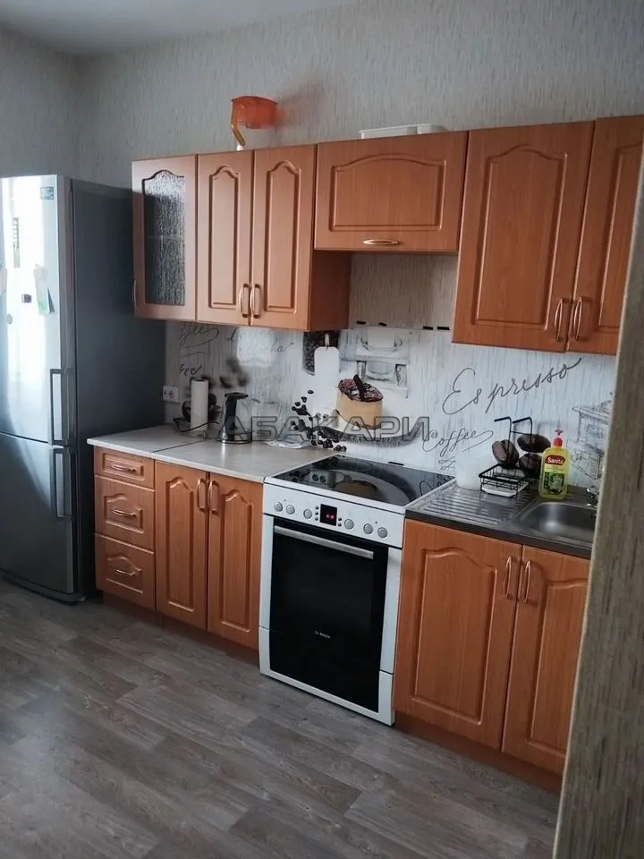 1-комнатная улица Александра Матросова, 40  за 32000 руб/мес фото 2