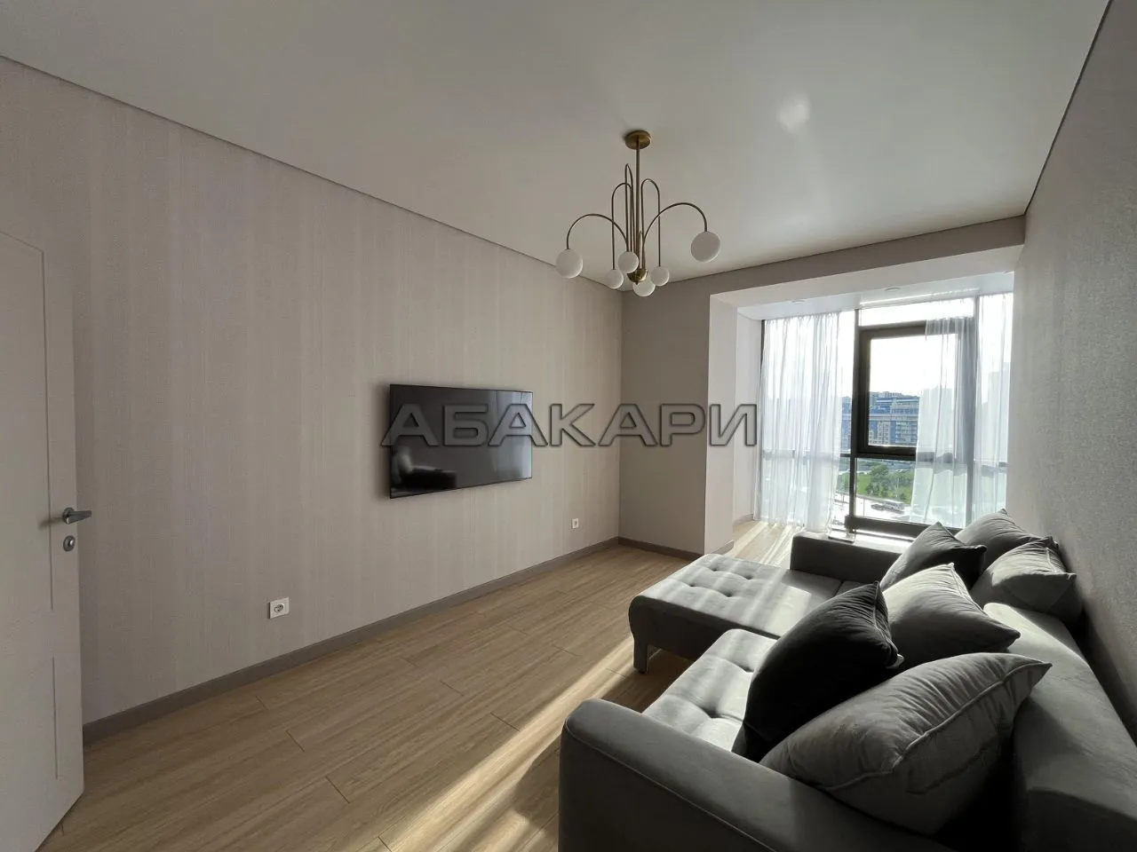 2-комнатная улица Авиаторов, 18  за 80000 руб/мес фото 9