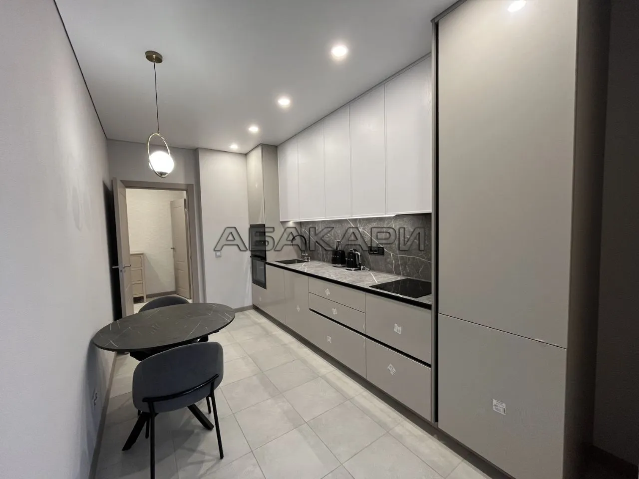 2-комнатная улица Авиаторов, 18  за 80000 руб/мес фото 1