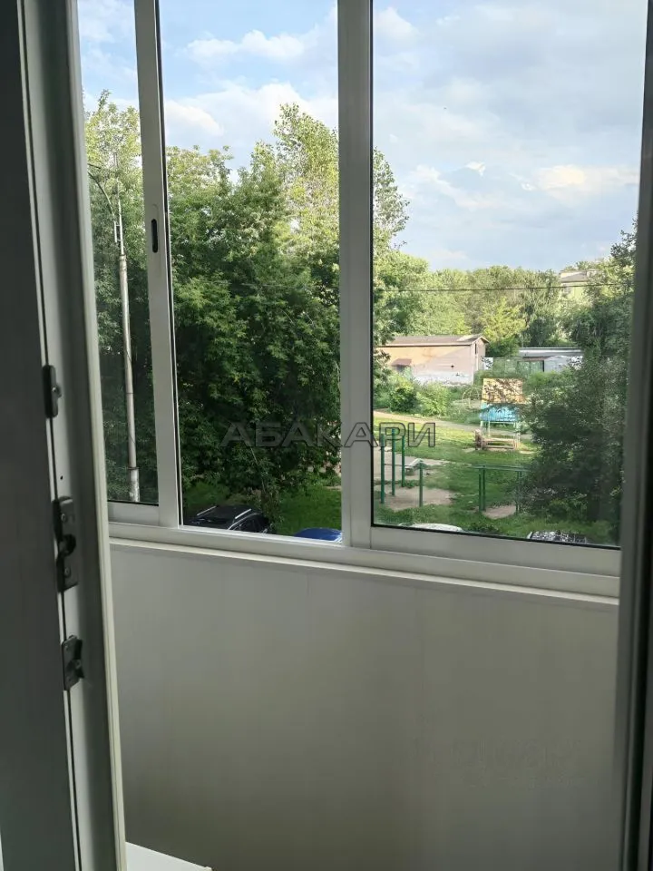 3-комнатная Московская улица, 26  за 45000 руб/мес фото 5