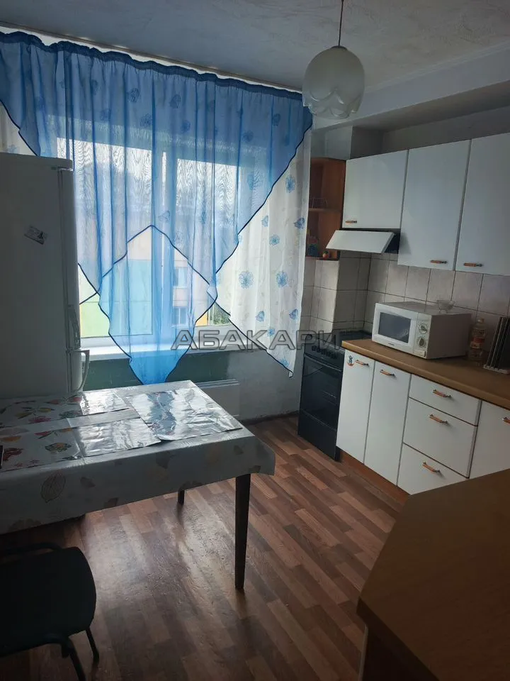 3-комнатная проспект имени Газеты Красноярский Рабочий, 119А за 34000 руб/мес фото 1 3-комнатная проспект имени Газеты Красноярский Рабочий, 119А за 34000 руб/мес фото 1