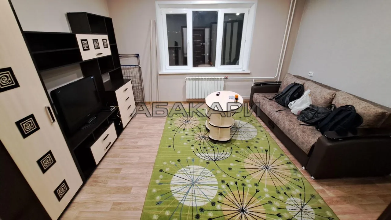 2-комнатная улица 8 Марта, 5  за 40000 руб/мес фото 1