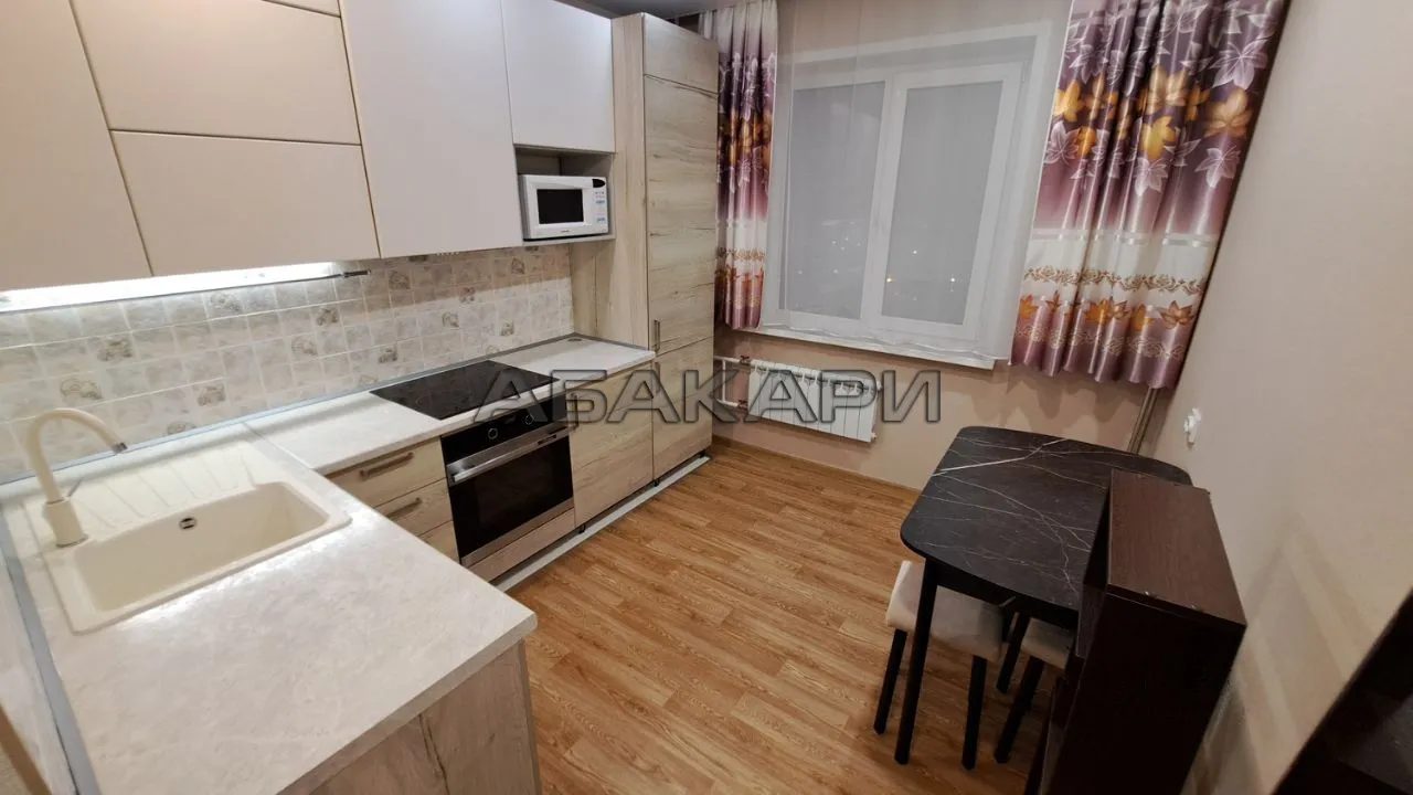 2-комнатная улица 8 Марта, 5  за 40000 руб/мес фото 3
