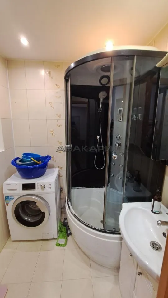 2-комнатная улица 8 Марта, 5  за 40000 руб/мес фото 10