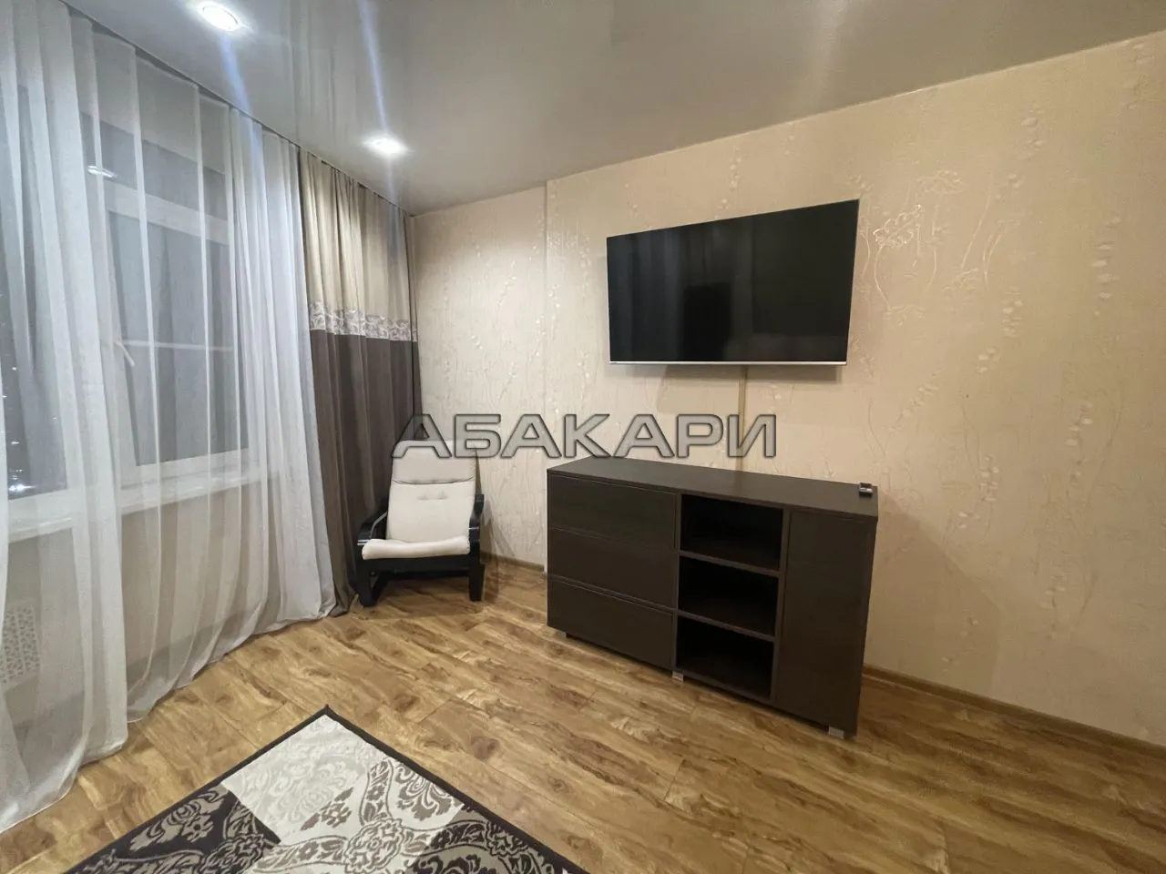 1-комнатная улица Авиаторов, 42  за 45000 руб/мес фото 3