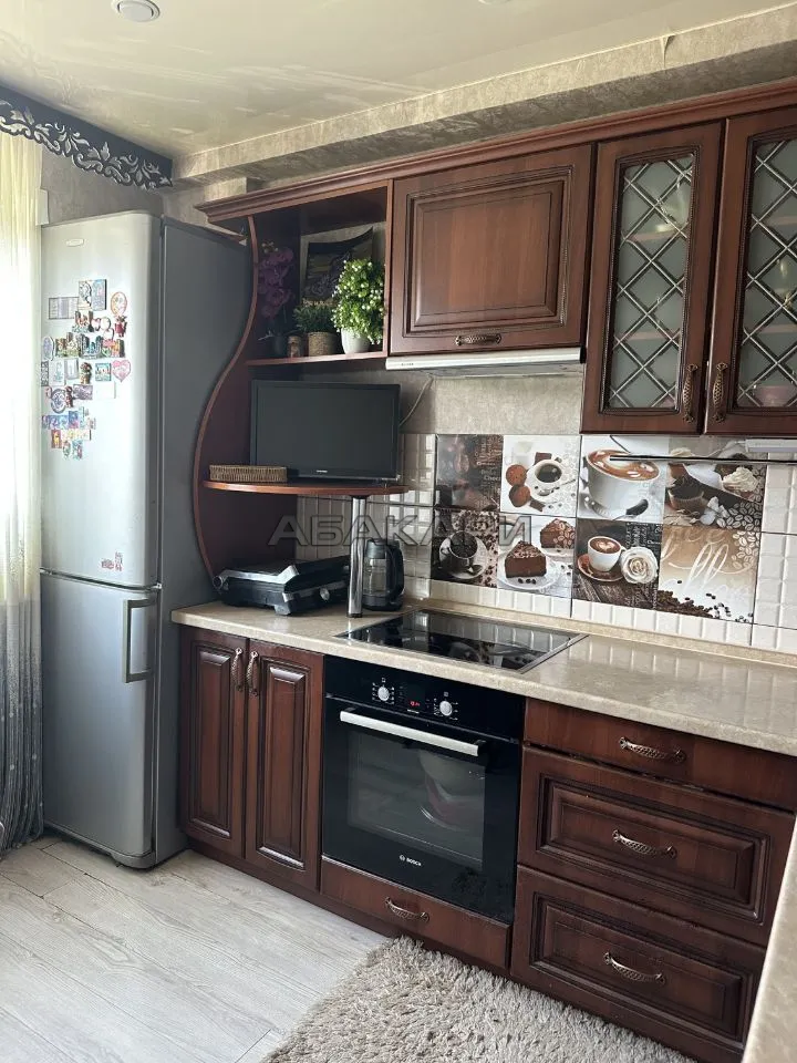 2-комнатная улица Щорса, 76 за 40000 руб/мес фото 1 2-комнатная улица Щорса, 76 за 40000 руб/мес фото 1