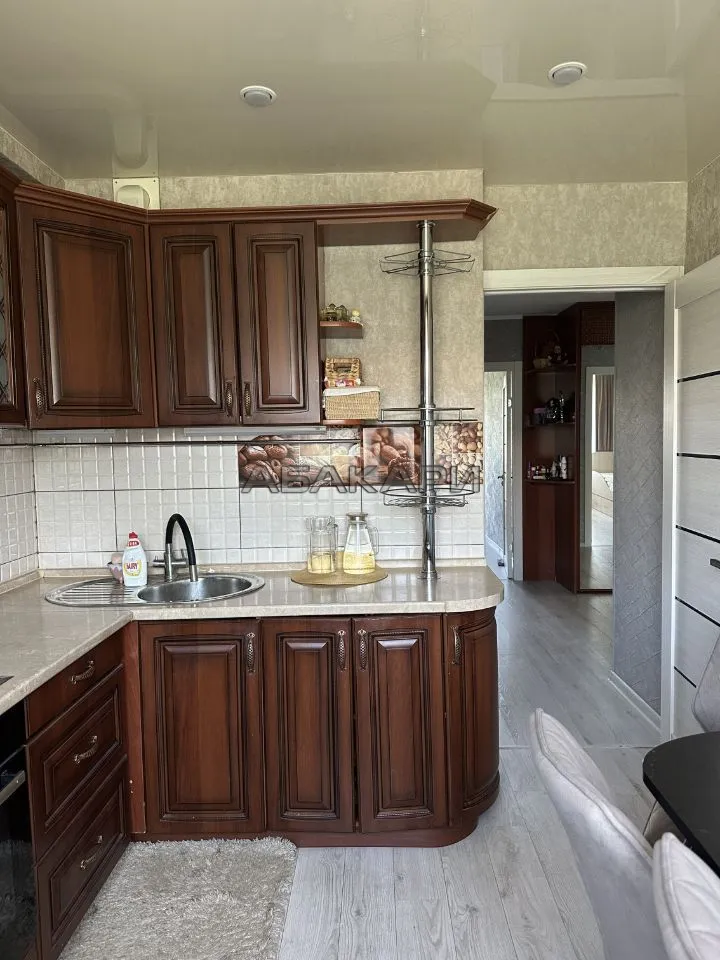 2-комнатная улица Щорса, 76 за 40000 руб/мес фото 3 2-комнатная улица Щорса, 76 за 40000 руб/мес фото 3