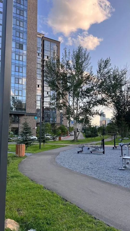 2-комнатная улица Авиаторов, 26  за 75000 руб/мес фото 18