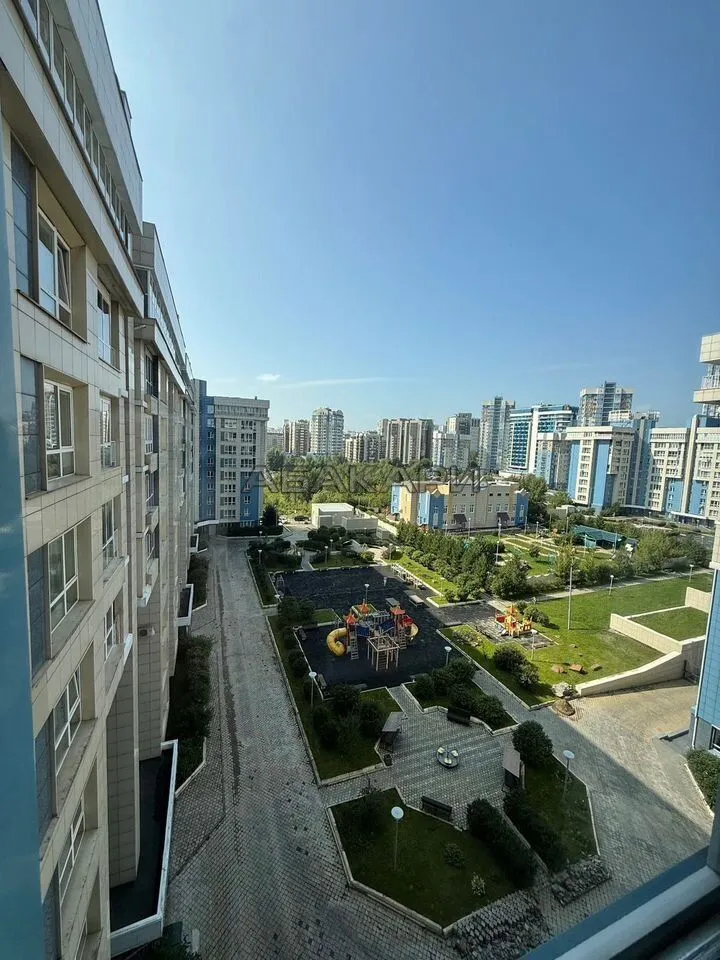 2-комнатная улица Авиаторов, 39  за 60000 руб/мес фото 12