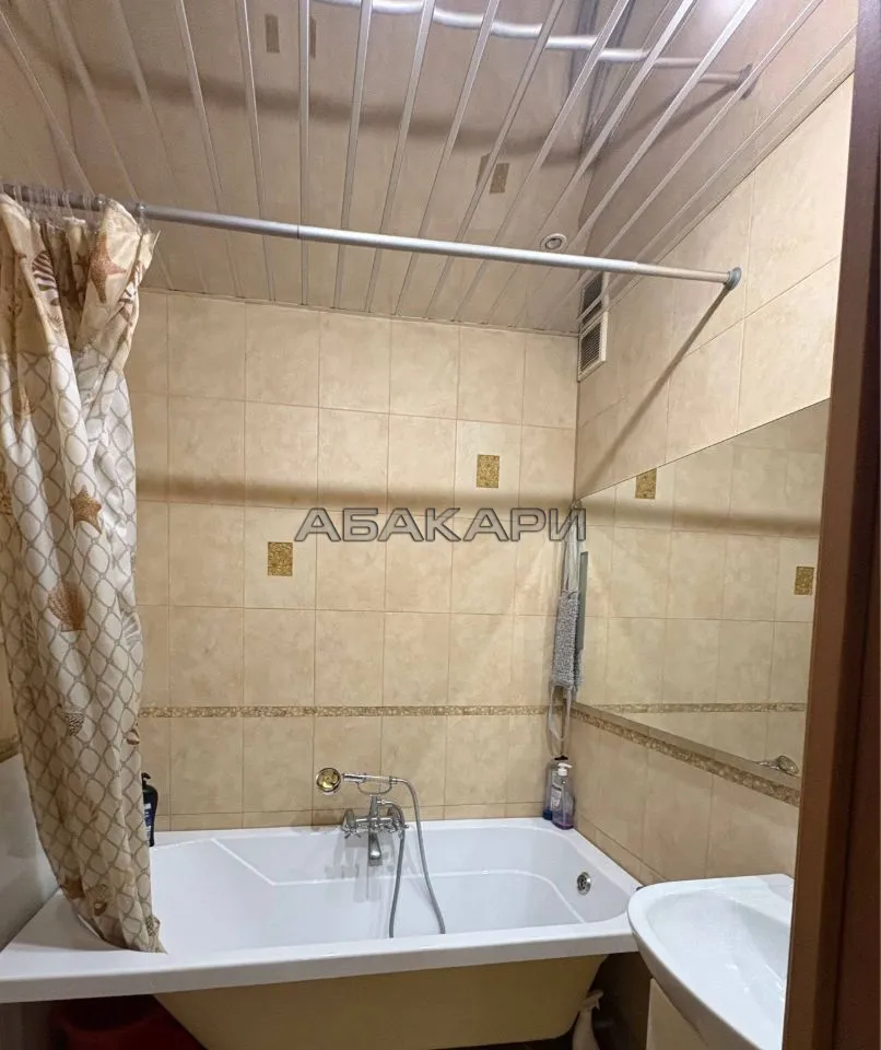 4-комнатная улица Молокова, 46  за 55000 руб/мес фото 3